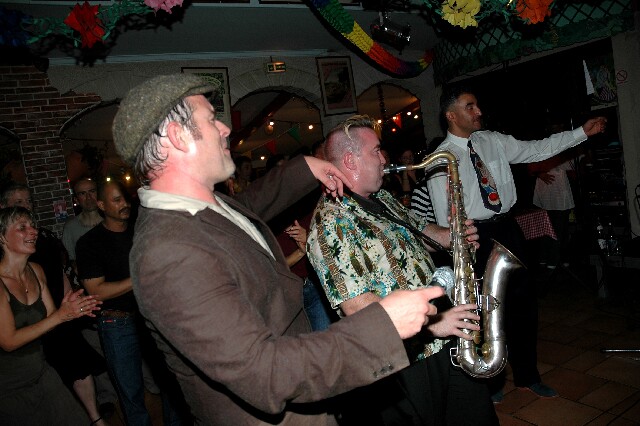 min 2006 09 03 guinguette mp 243